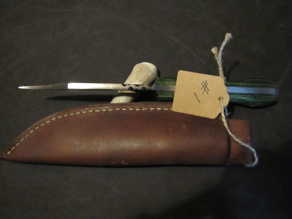 The hawk "bowie style hunter"