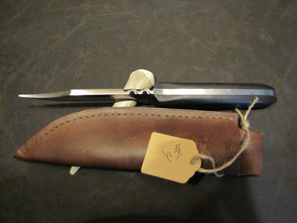The Hawk "Bowie style hunter"