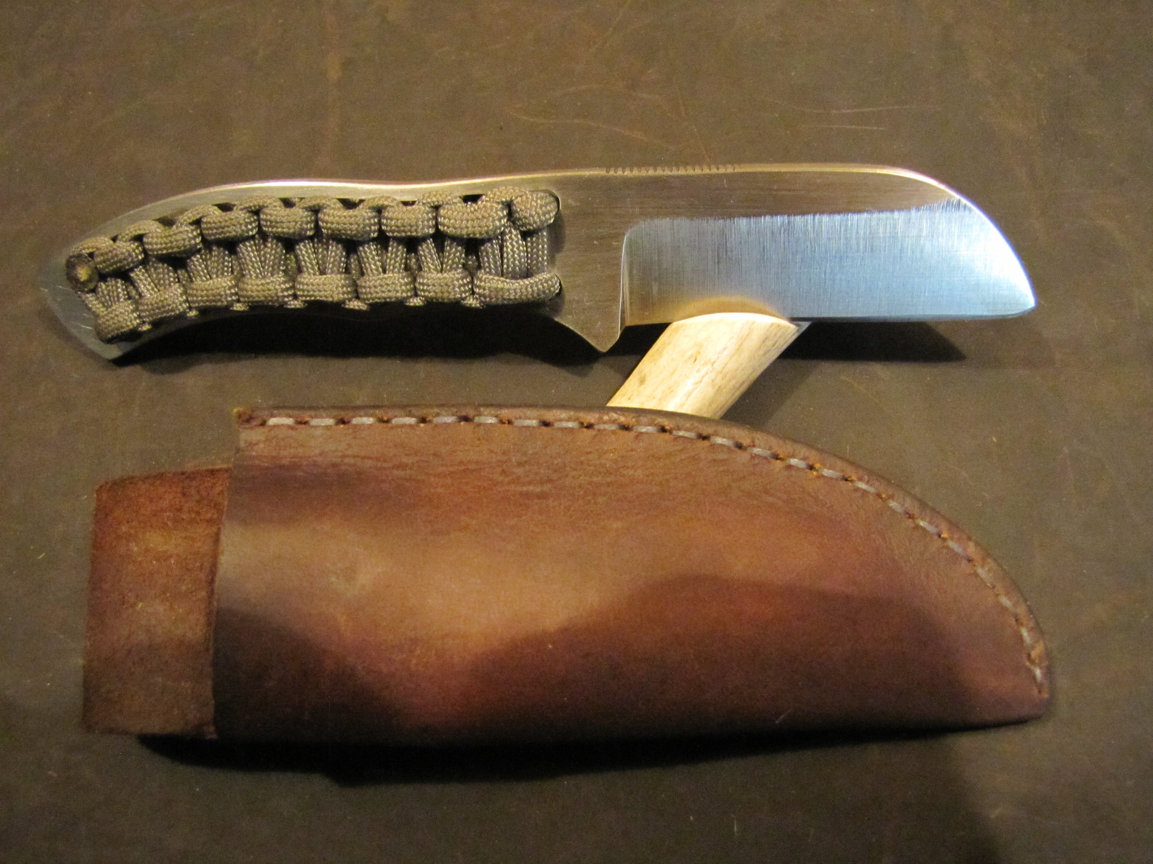 Sheep's-Foot Scout "EDC Para-cord Knife"