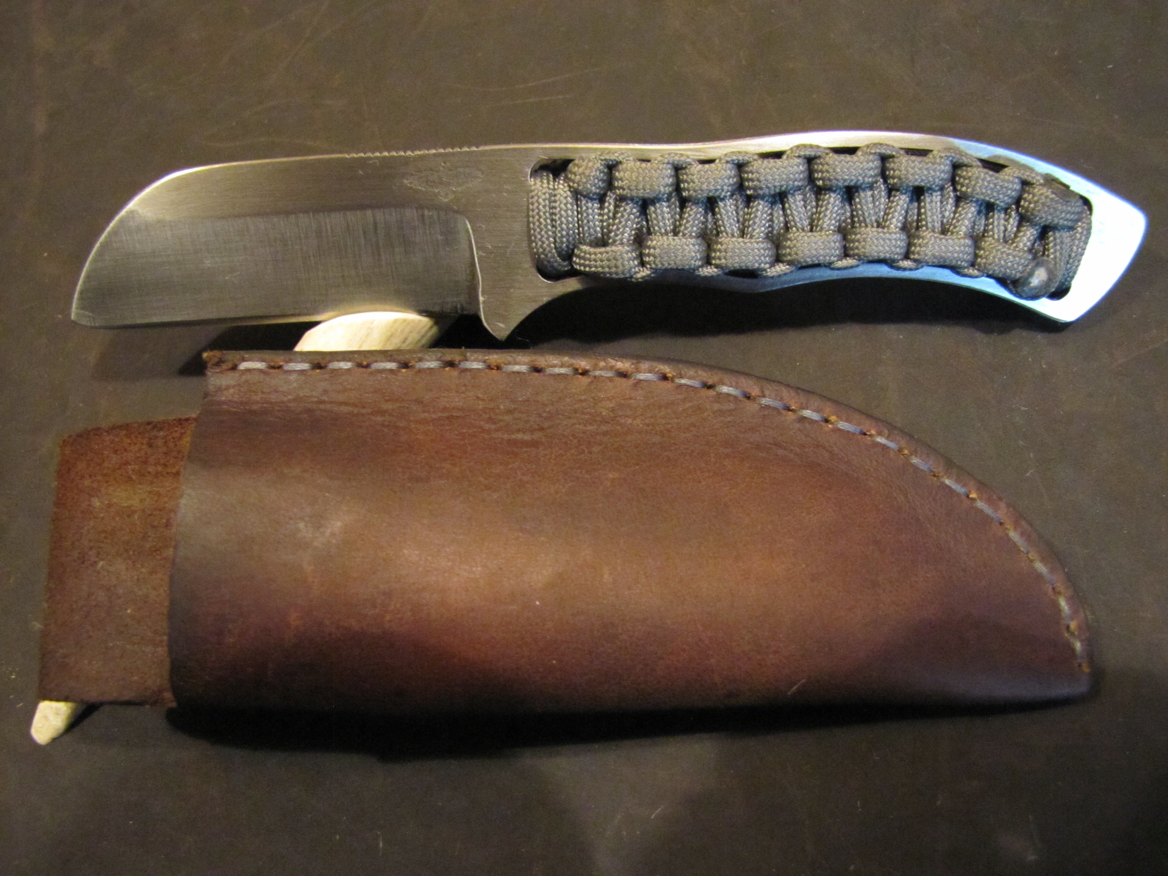 Sheep's-Foot Scout "EDC Para-cord Knife"
